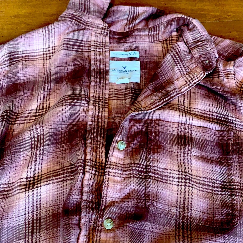 Woman’s flannel shirt medium